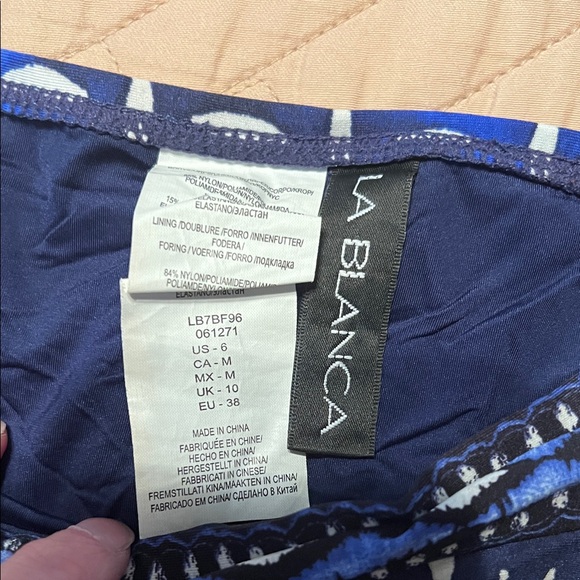 Women’s two piece swim - Picture 3 of 5